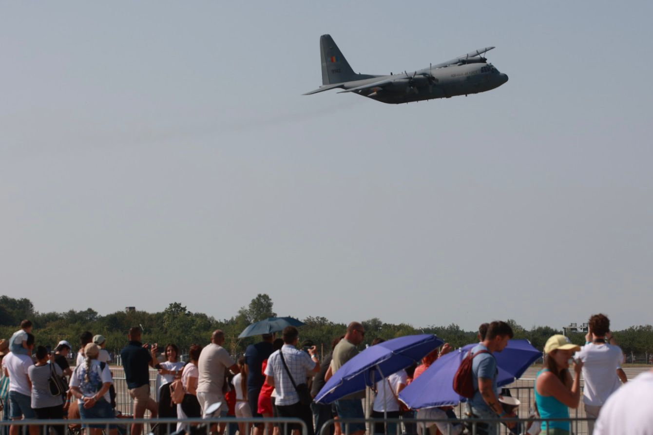 BIAS 2026. Frecce Tricolori și Turkish Stars au făcut senzație sâmbătă la Aeroportul Băneasa. Programul celui mai mare show aerian din România