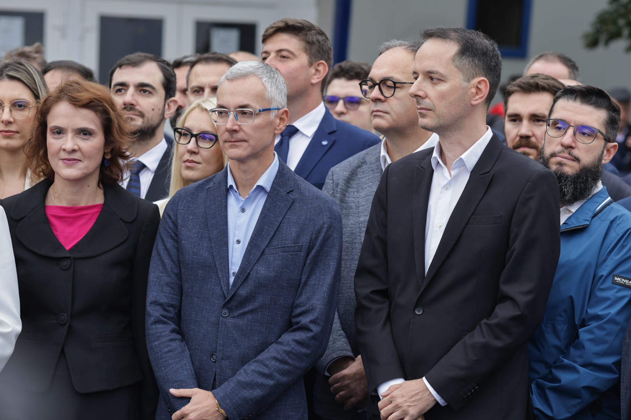 Elena Lasconi și-a depus candidatura la prezidențiale. Atac la Nicolae Ciucă: „Asta știe să facă, să execute ordine” | VIDEO