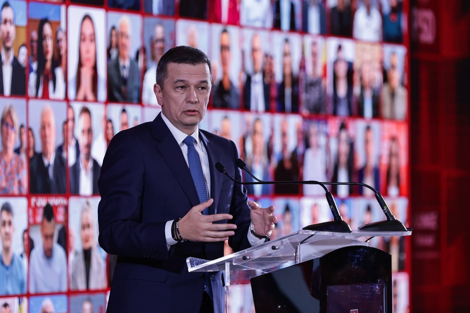 LIVE TEXT - PSD i-a retras sprijinul politic lui Ilie Bolojan / Premierul refuză să demisioneze / Primarul PSD care a votat pentru continuarea guvernării