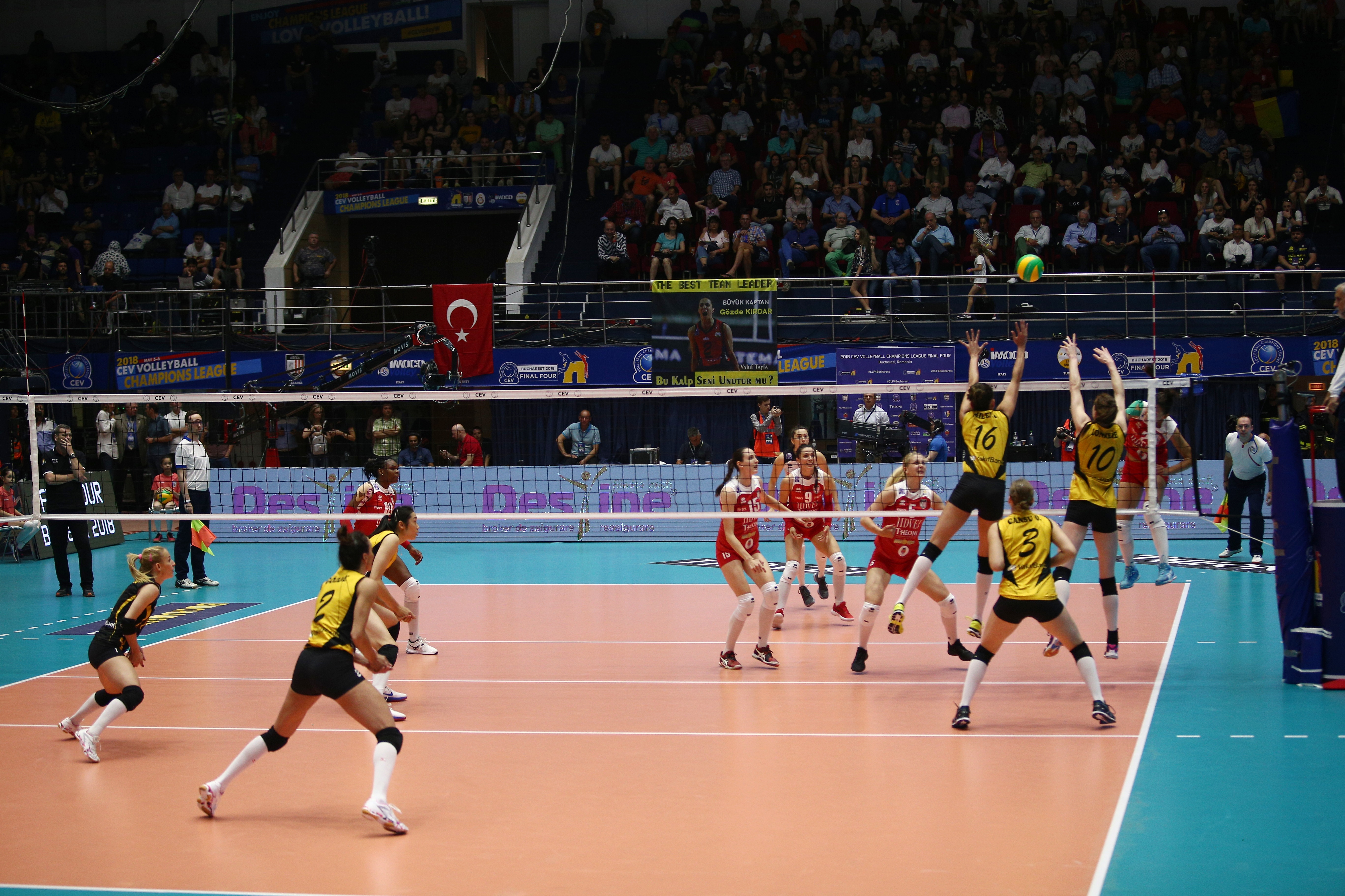 LIVEBLOG Finala Ligii Campionilor la volei feminin: Alba Blaj a pierdut finala cu VakifBank Istanbul