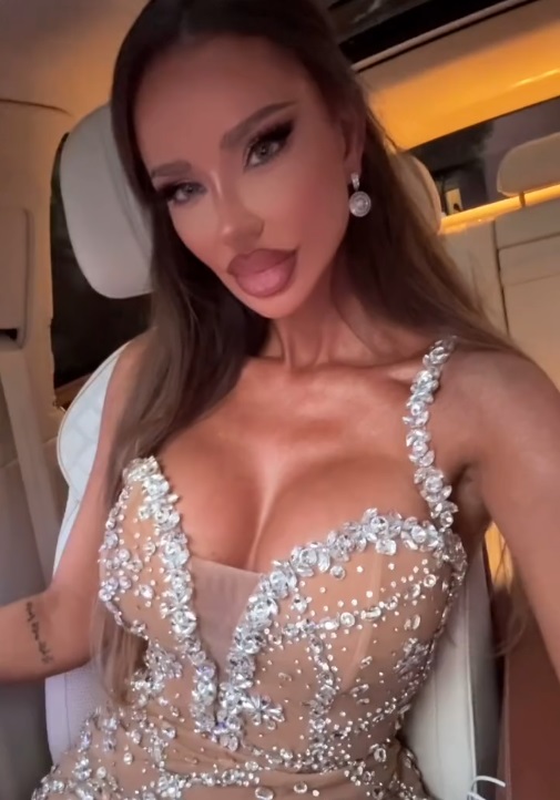 Bianca Drăgușanu, scandal în traficul din București cu un șofer: „Unde te bagi? Ești pe contrasens”. Poliția a intervenit