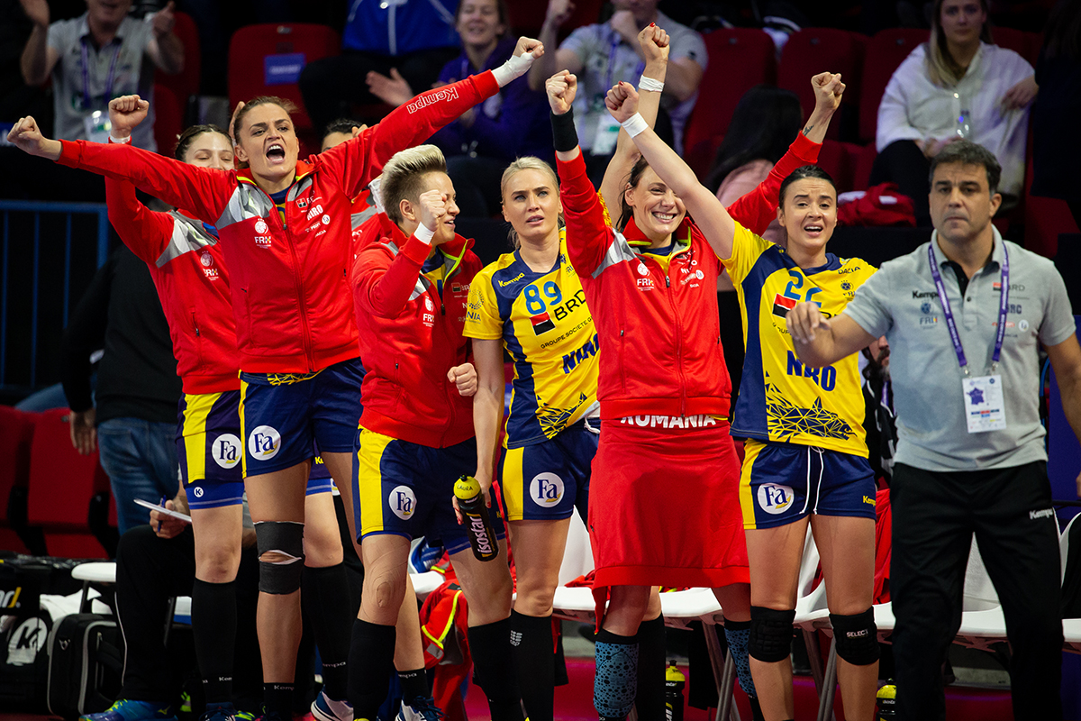 UPDATE | România a pierdut cu Ungaria, dar s-a calificat în semifinalele Euro 2018 de handbal feminin. Ambros a luat foc