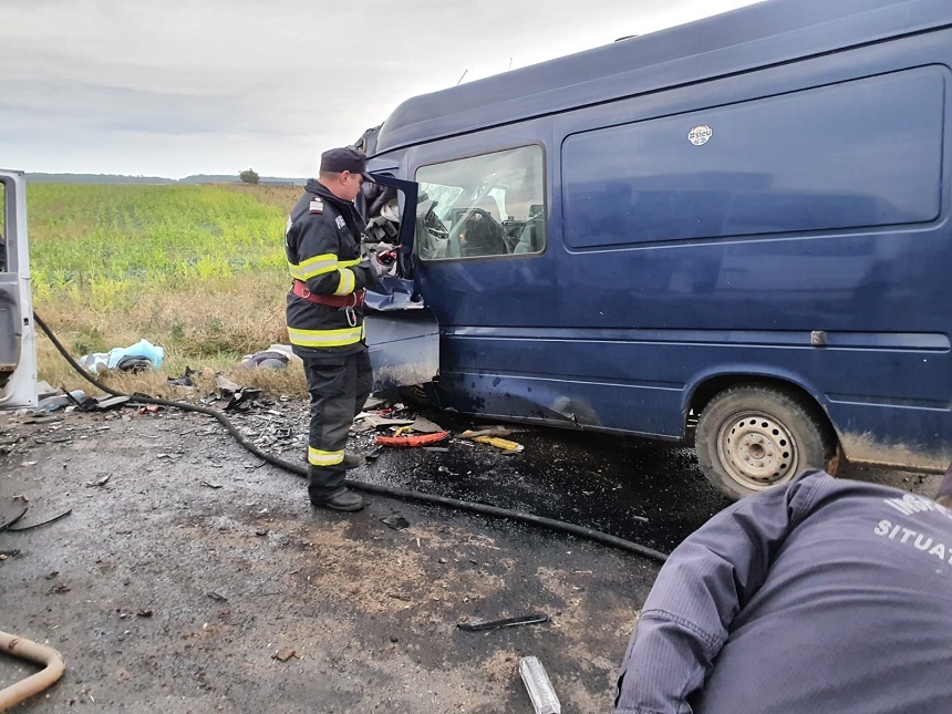 Accident cu patru morți și doi răniți, în apropiere de Urziceni. Două victime, preluate cu elicopterul