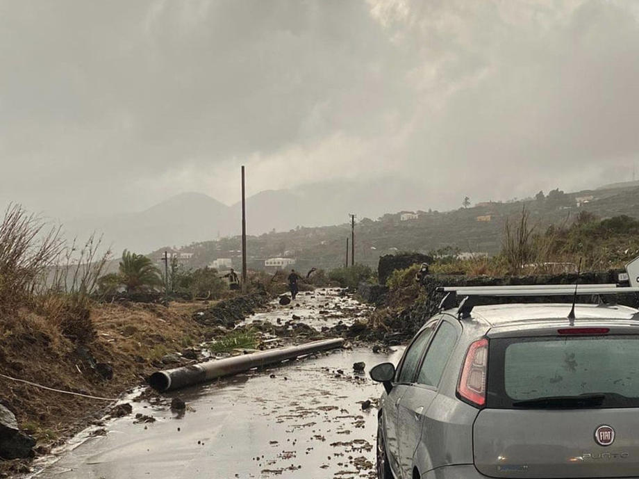 O tornadă a lovit insula Pantelleria din sudul Italiei: Cel puțin două persoane au murit