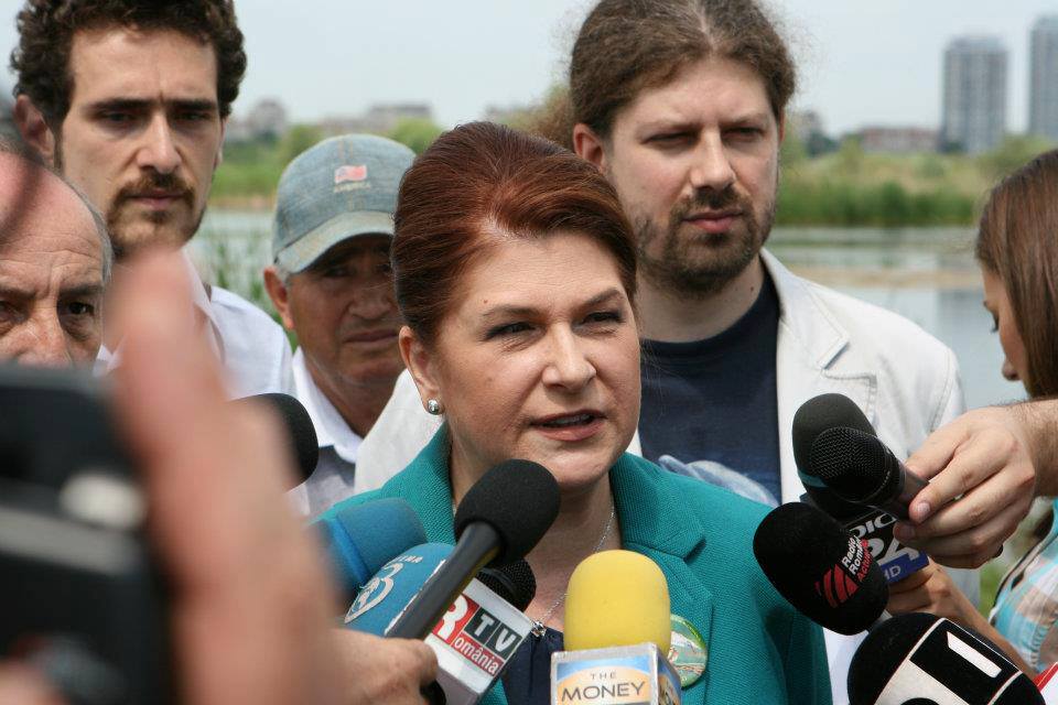 Atunci și Acum: Rovana Plumb, inventatoarea de tratamente cosmetice, care revine în Guvern, în ciuda unui dosar la DNA