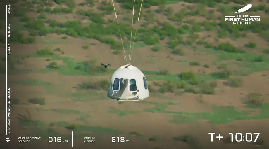 Imagini de la lansarea în spațiu a rachetei miliardarului Jeff Bezos