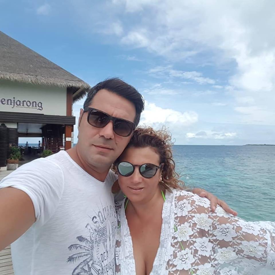 Mihaela Borcea are tot ce-i trebuie. Iubitul tinerel o tratează ca pe o divă, dar nici ea nu se lasă mai prejos | FOTO