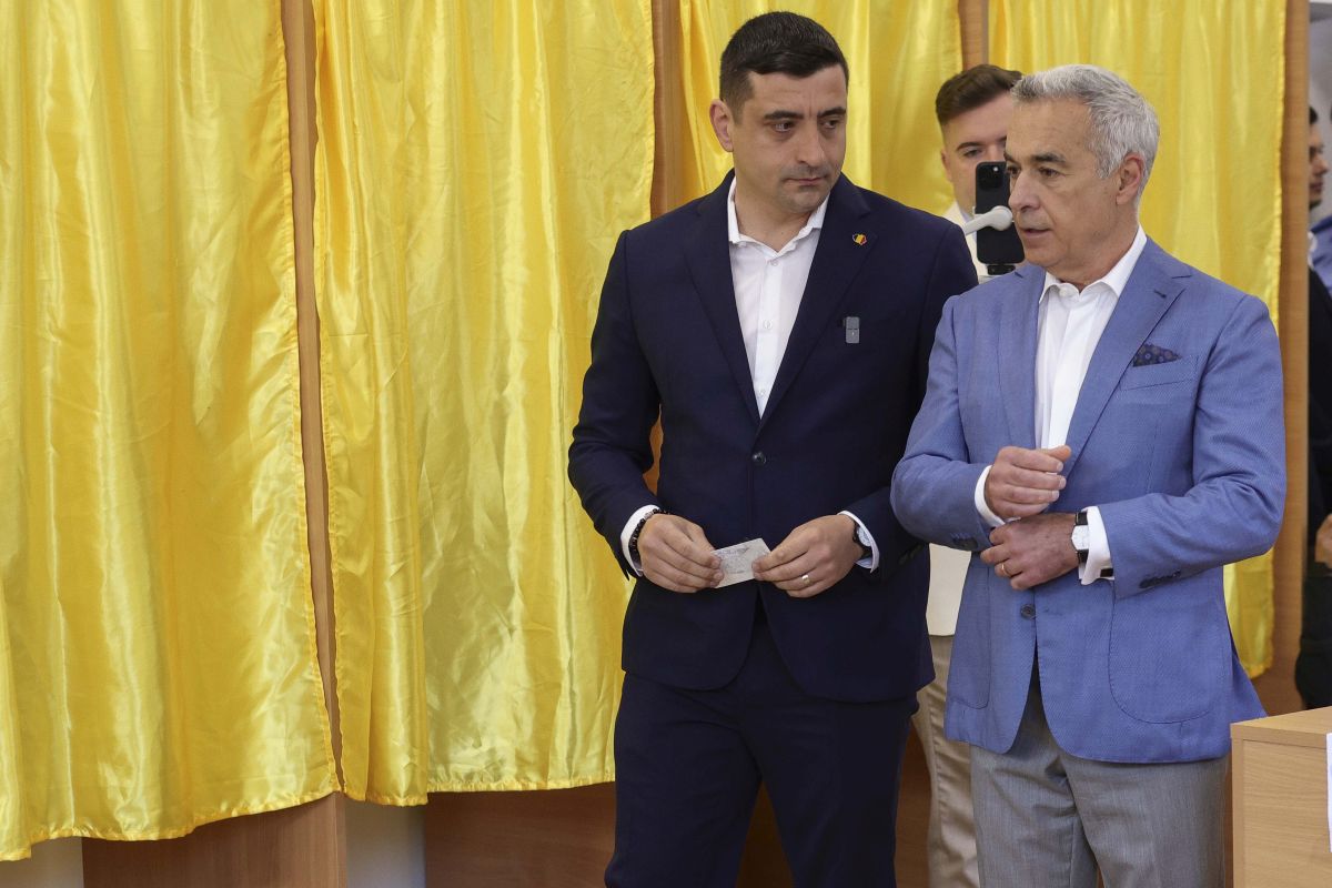 Motivul pentru care George Simion a venit fără soția sa la secția de votare. Unde se afla Ilinca atunci când George defila cu Călin Georgescu
