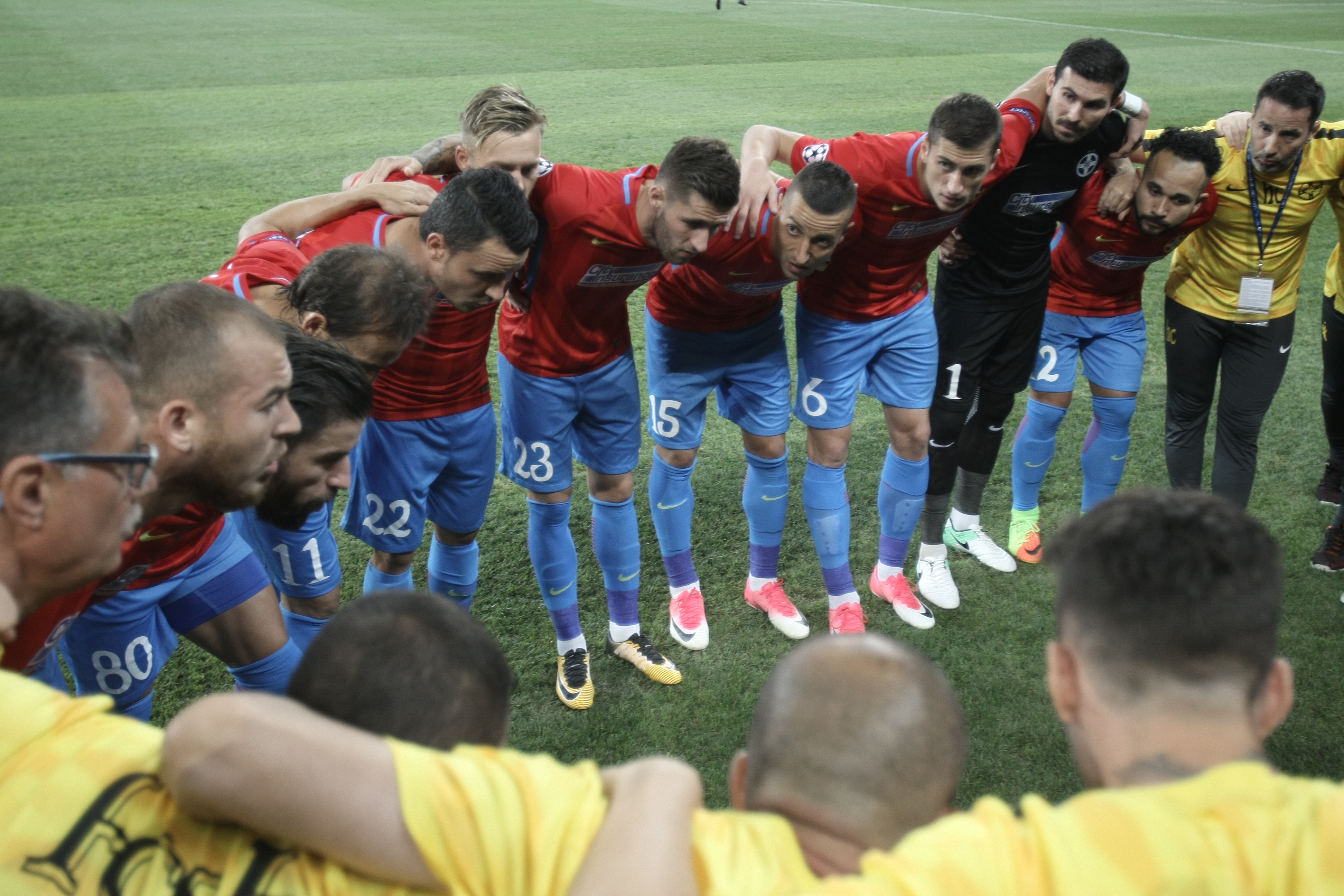 LIVE TEXT FCSB - Sporting 1-5 (play-off, în tur: 0-0). Am luat Battaglia! RușiDică în partea a doua. Rămânem cu Europa League | FOTO&VIDEO