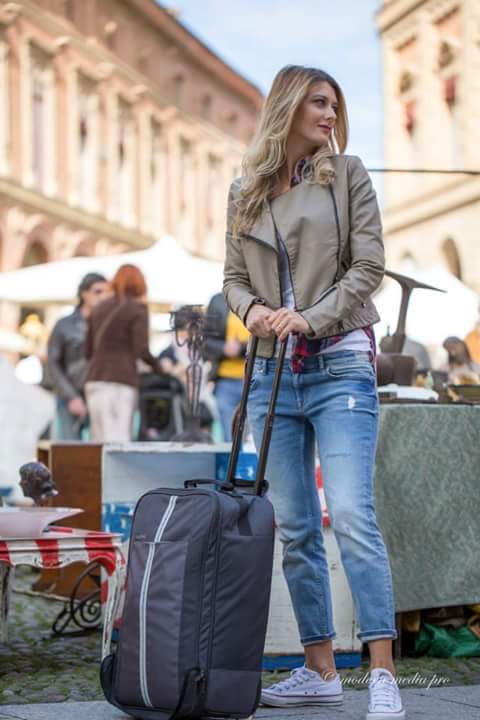 CRISTINA-I ȘMECHERIE! Fostă colegă cu Eliza Samara la CSȘ Constanța, a plecat la Bologna, unde și-a deschis o cafenea cu ștaif și unde antrenază copii la tenis de masă. A jucat ping-pong la propria nuntă / FOTO