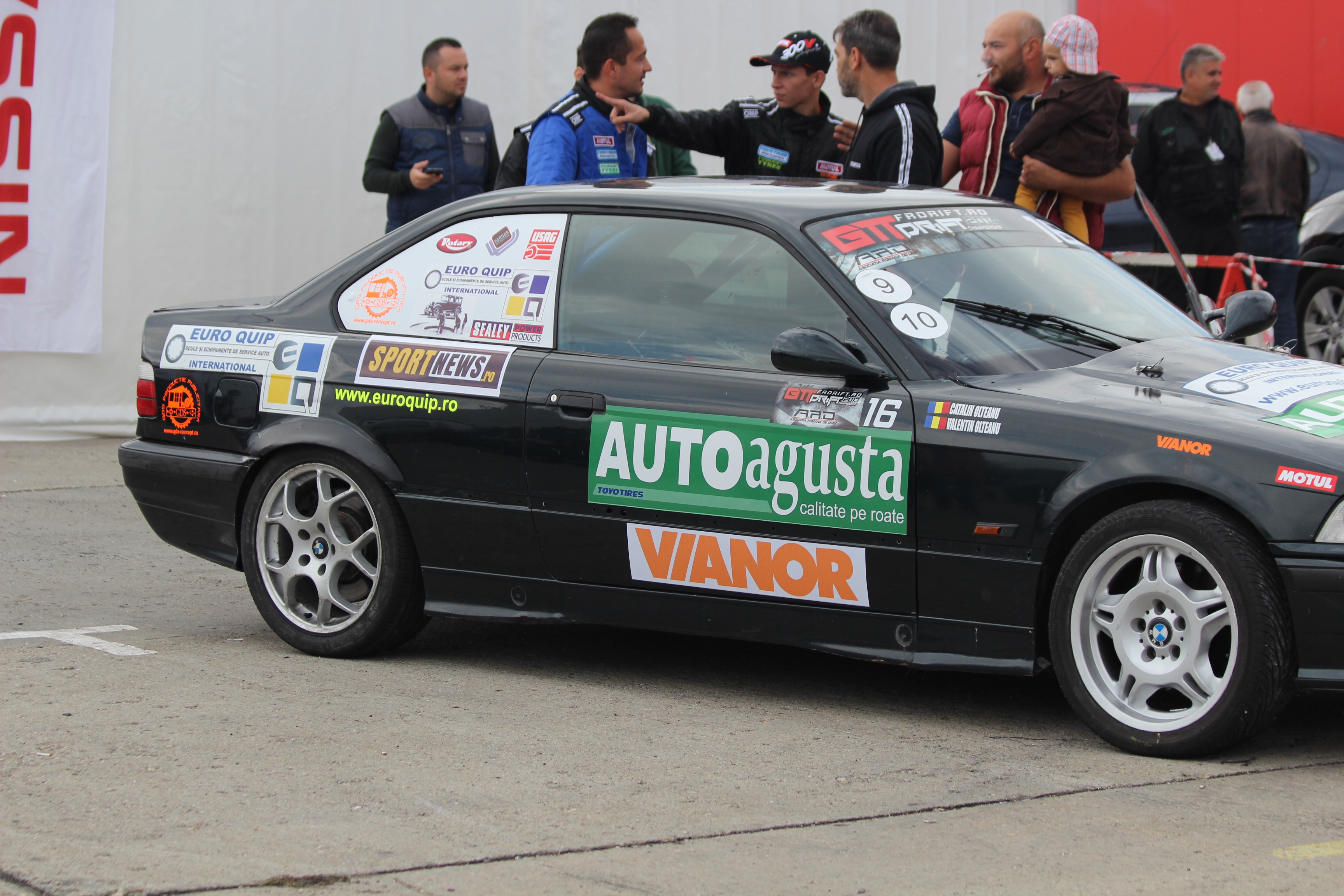 FOTO & VIDEO / Cei mai buni piloţi de drift s-au întrecut la primul Grand Prix organizat de Romanian Drift Community