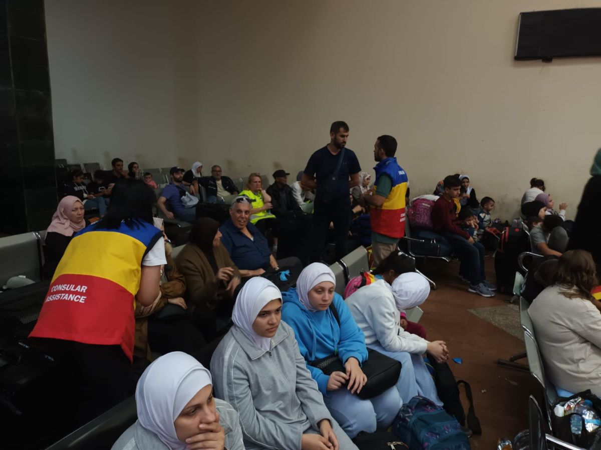 Alți 17 români și rude ale lor au fost evacuați din Fâșia Gaza în Egipt și urmează să se întoarcă în țară, anunță MAE