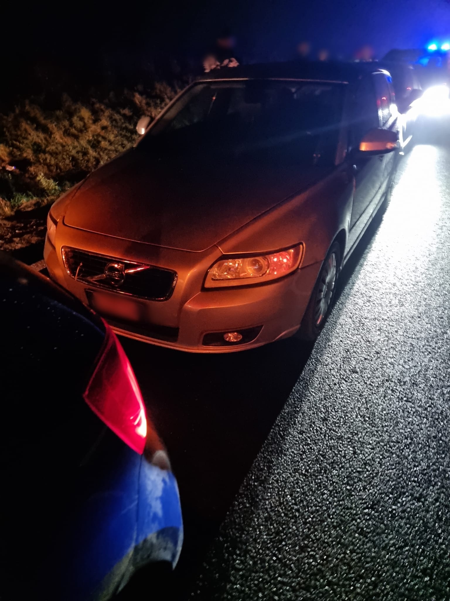Accident în lanț cu 7 mașini în județul Suceava. Două persoane au fost rănite