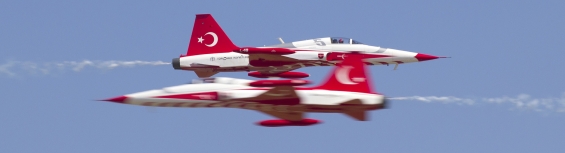 UPDATE. Programul BIAS 2018. Ce se întâmplă la show-ul aviatic cu 150 de aeronave şi peste 100 de piloţi şi paraşutişti din 13 ţări / FOTO&VIDEO
