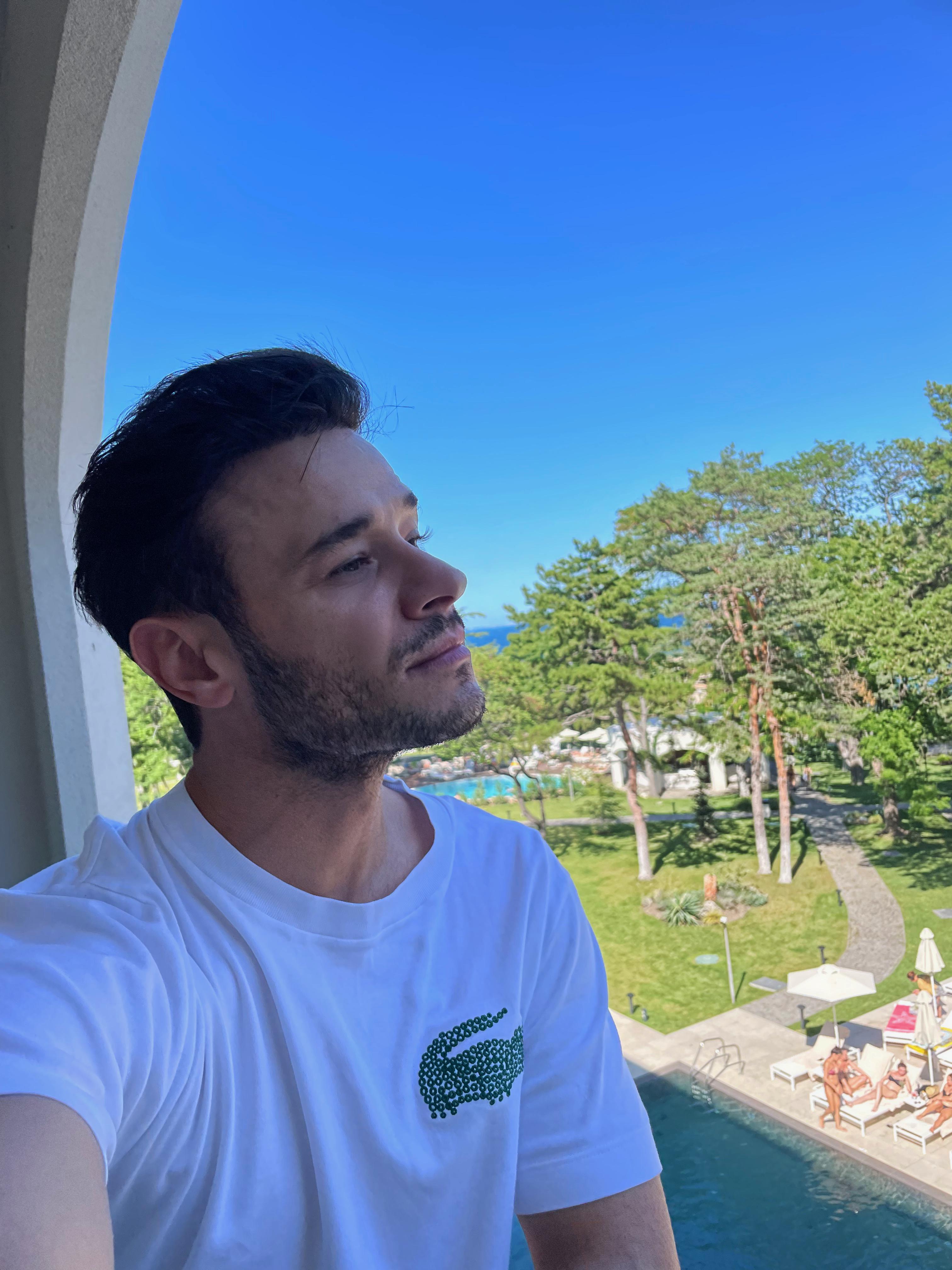 Imagini cu fetița lui Dima Trofim, actorul din „Iubire cu parfum de lavandă”. Unde au făcut vacanța vara aceasta