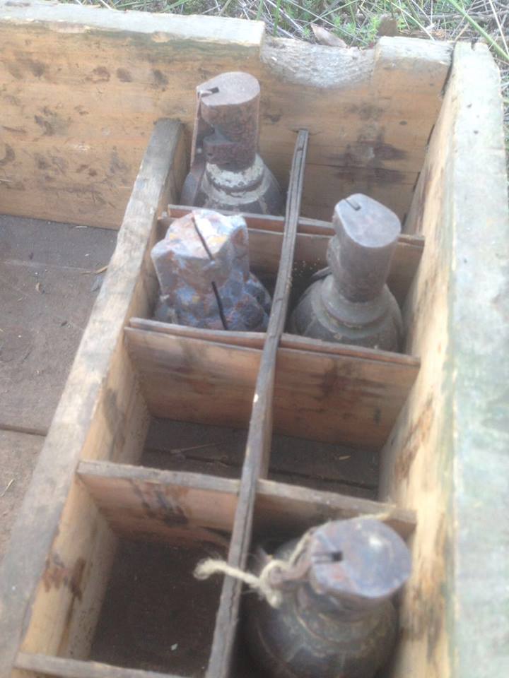 FOTO & VIDEO | Grenade furate din curtea unei fabrici din Medgidia. De unde proveneau și cum s-a terminat totul