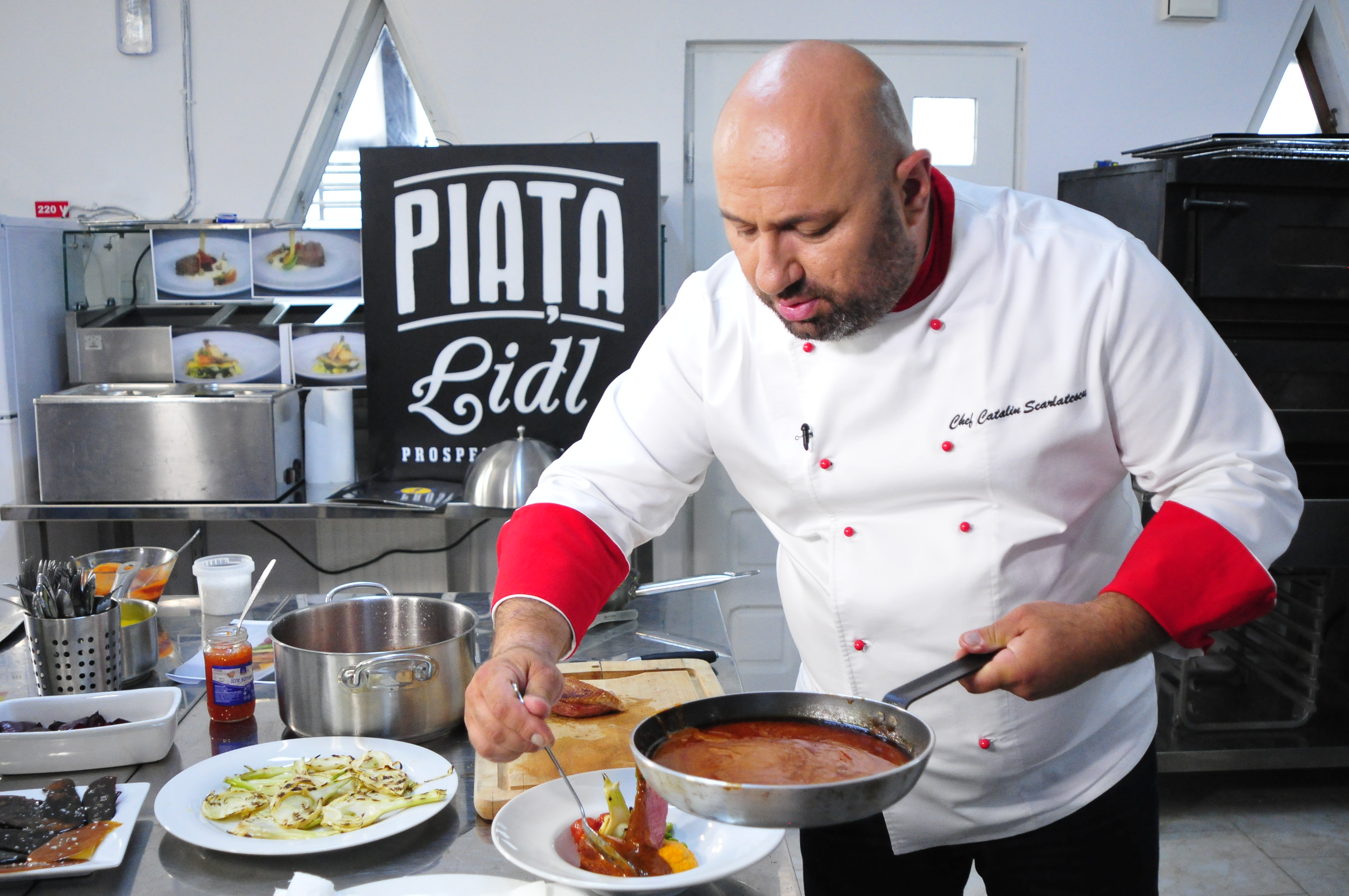 Chef Dumitrescu, Chef Scărlătescu și Chef Bontea au livrat preparatele gătite în finala ”Chefi la cuțite” | FOTO
