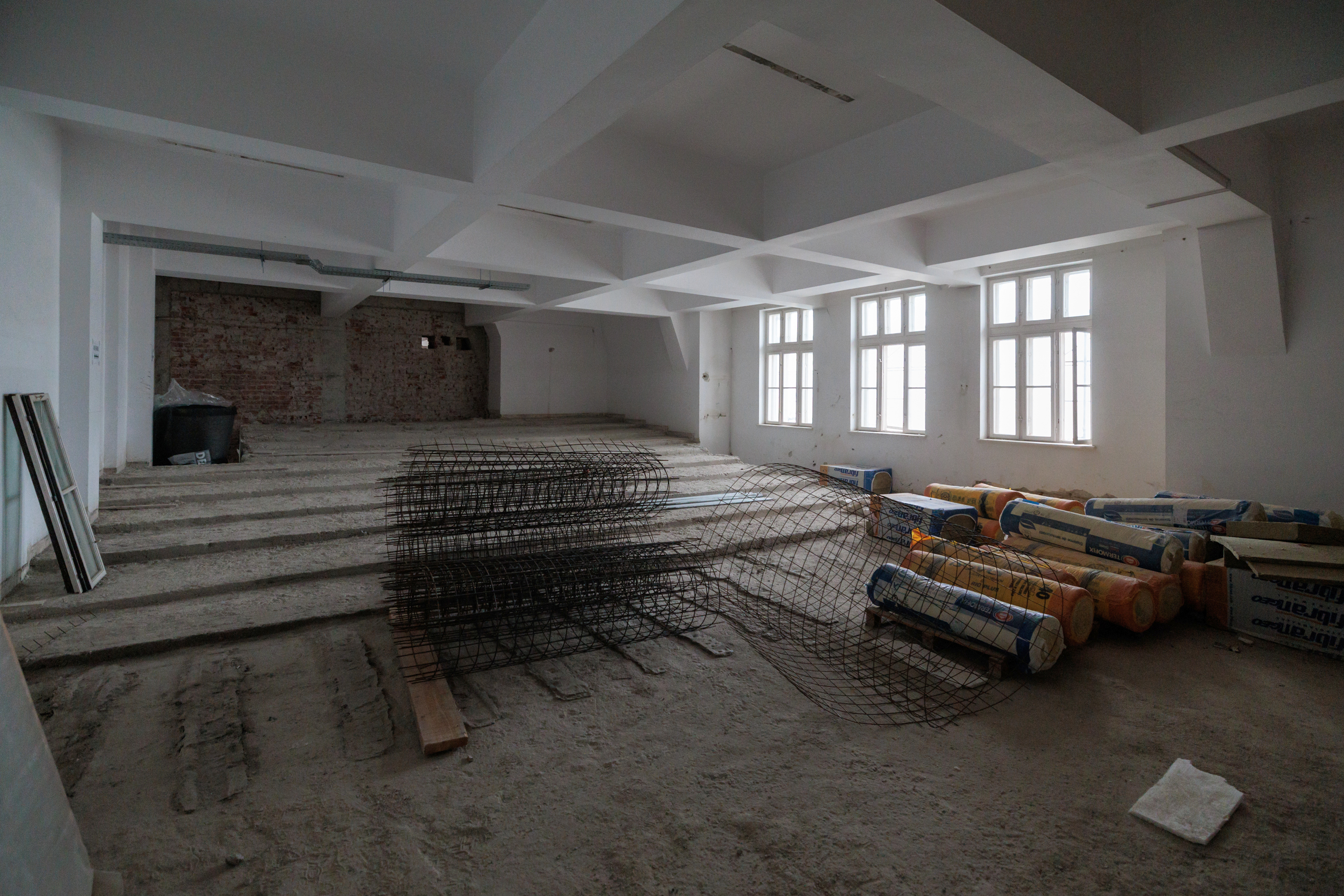 REPORTAJ. Libertatea a intrat pe șantierul Palatului Universității din București. „În curtea interioară s-au făcut descoperiri arheologice”. Cât timp vor dura lucrările de restaurare 