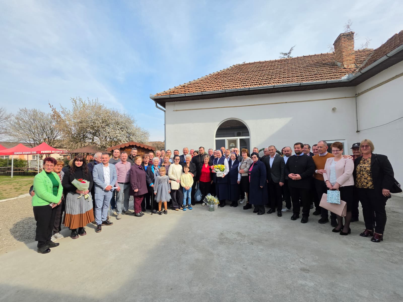 Povestea surorii Emilia, mamă pentru 600 de copii timp de peste un sfert de secol: „Binele nu face gălăgie”