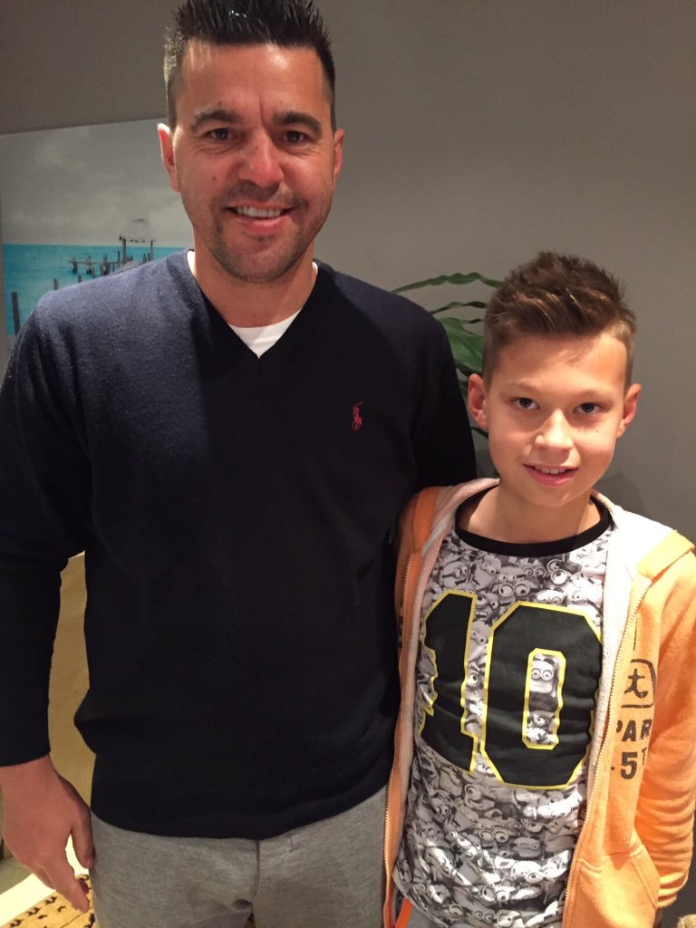 Cosmin Contra, favoritul postului de antrenor al echipei Dinamo, gătește și este pasionat de golf și de tenis | GALERIE FOTO&VIDEO