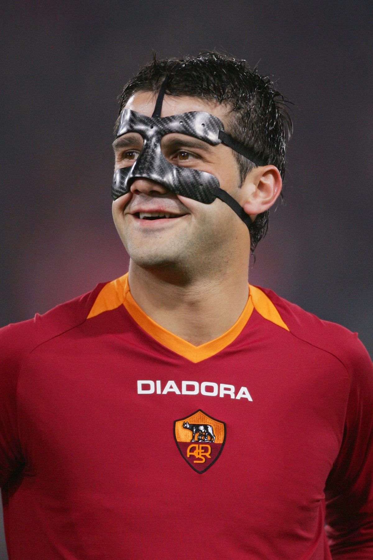 Superpovestea lui Cristi Chivu: De la zgura din Reșița la tronul Europei. Imagini de arhivă exclusive cu parcursul unui supercampion