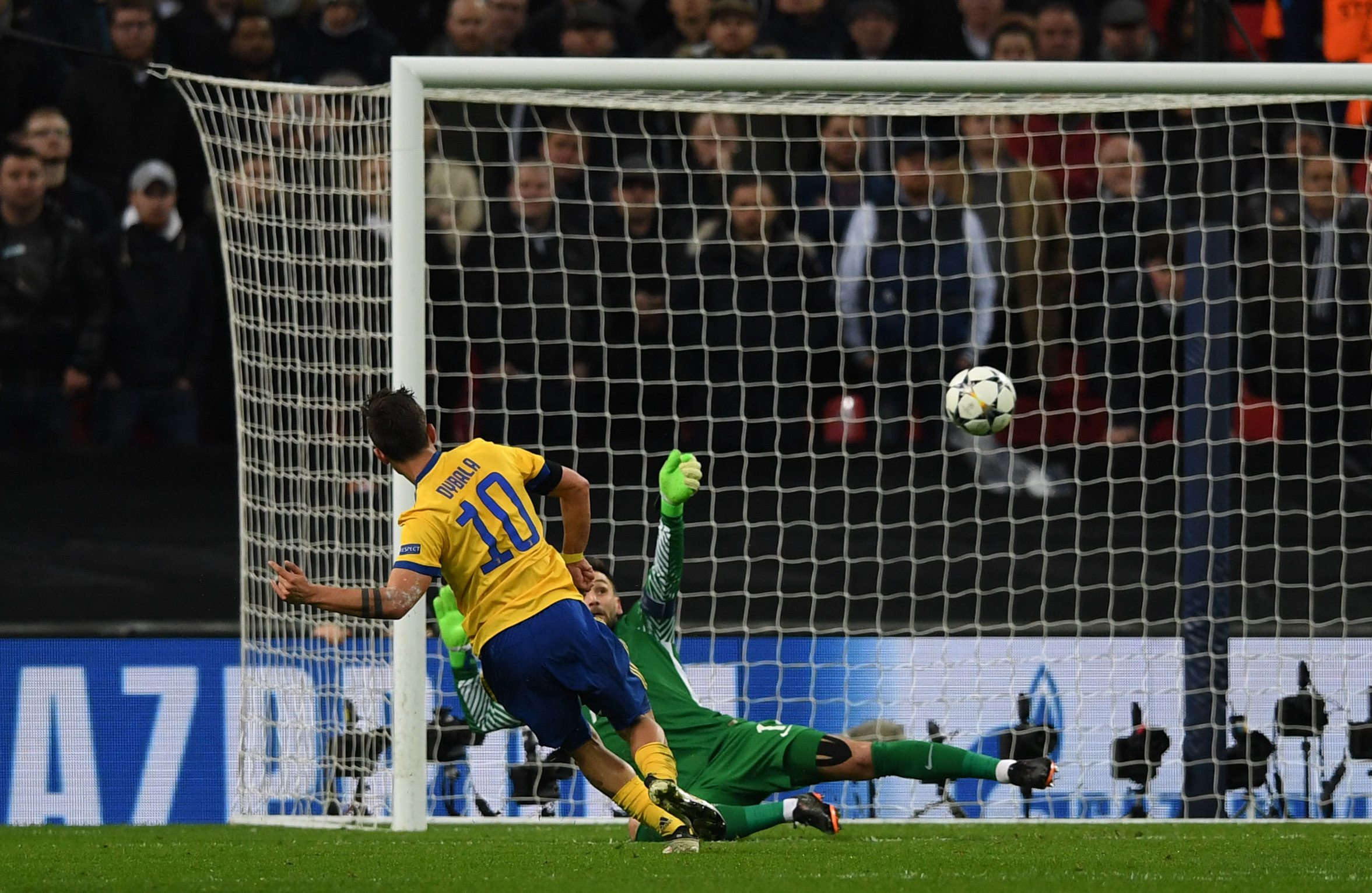 LIVE TEXT Tottenham - Juventus, în optimile Ligii Campionilor. Italienii, calificare eroică. Higuain și Dybala au întors scorul / GALERIE FOTO