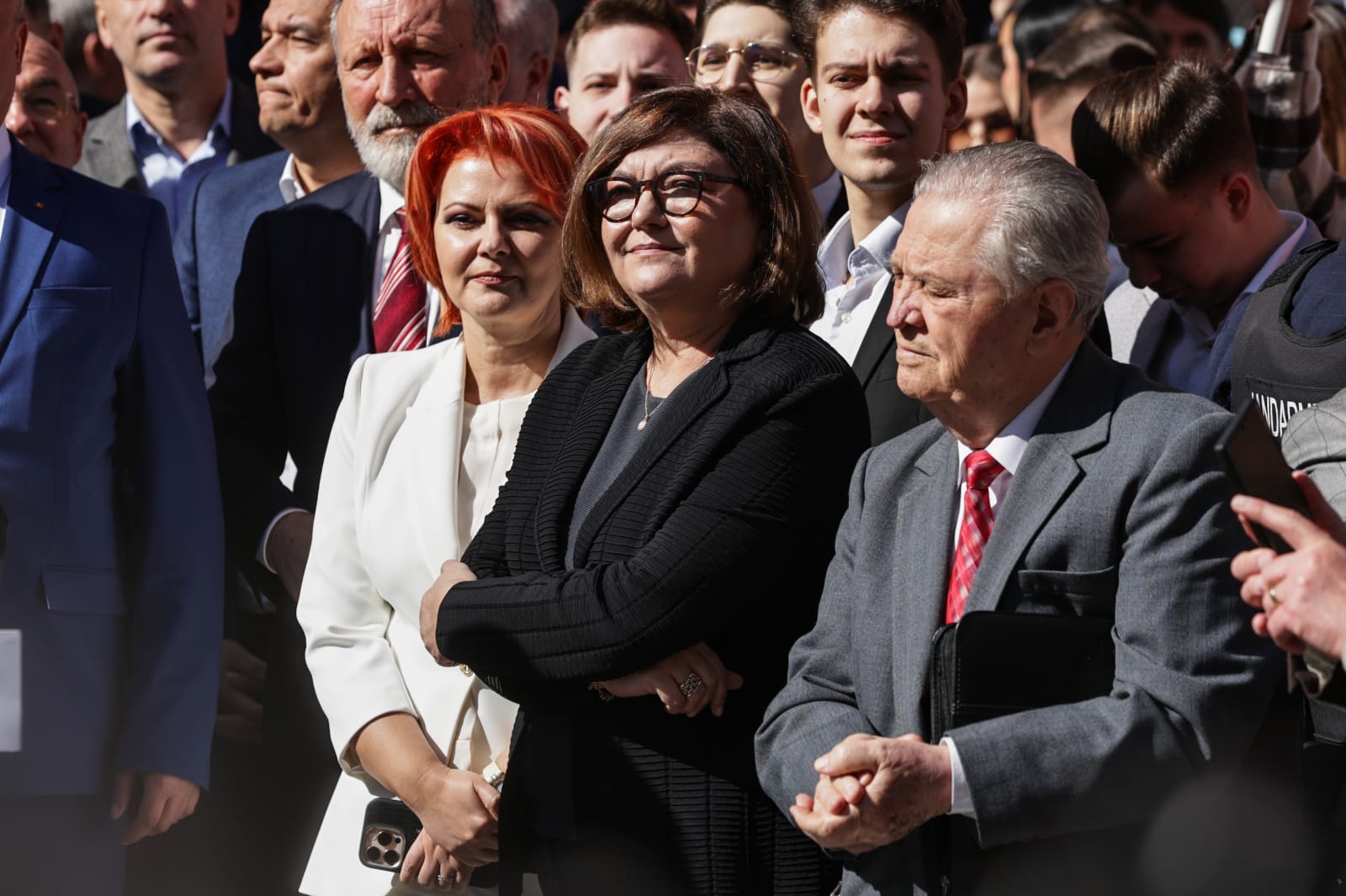 Cum arată soția lui Crin Antonescu și cu ce se ocupă. Adina Vălean a spus la TV ce soțul ei nu voia să se afle: „Este ca un foc de paie”