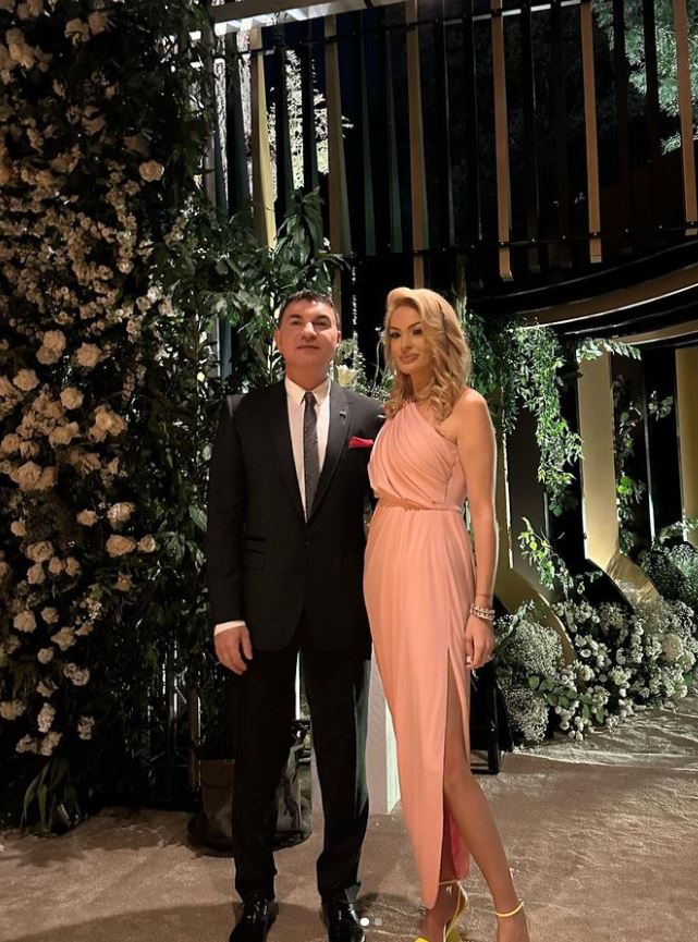 Gesturile făcute de Valentina Pelinel și Cristi Borcea de față cu toată lumea la un eveniment monden. Sunt căsătoriți de 5 ani