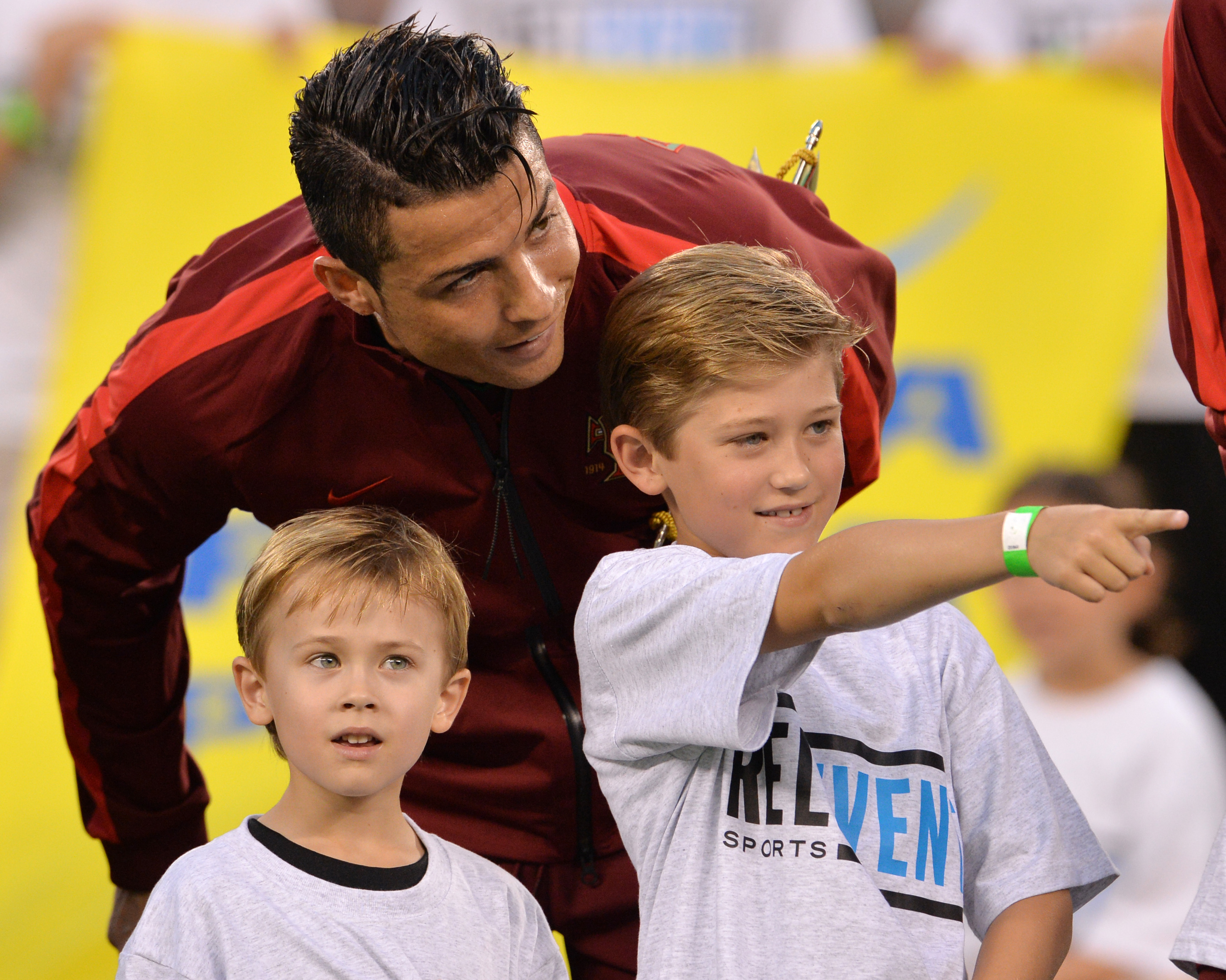 Ronaldo ne îndeamnă să mergem cu bicicleta! GALERIE FOTO