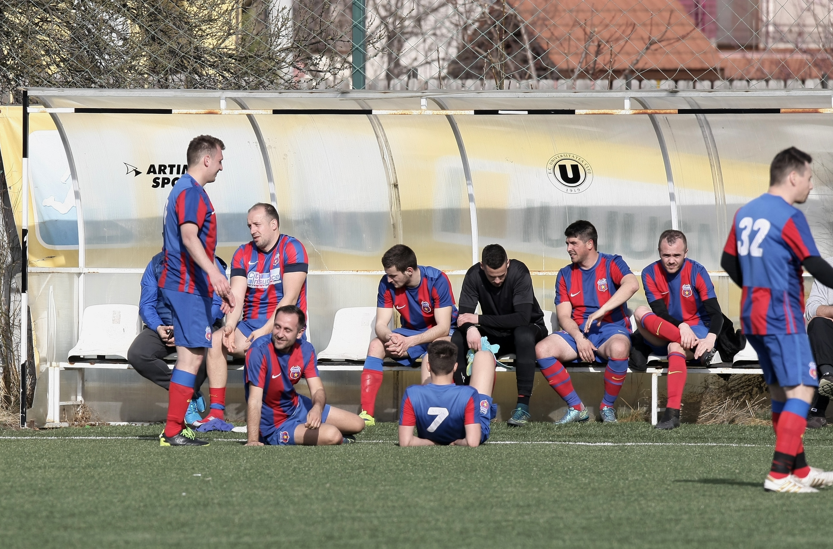 Șeful FRF, Răzvan Burleanu, a văzut cu ochii lui ce înseamnă spiritul U Cluj. ”Șepcile roșii” au făcut spectacol cu ”Steaua” | FOTO&VIDEO