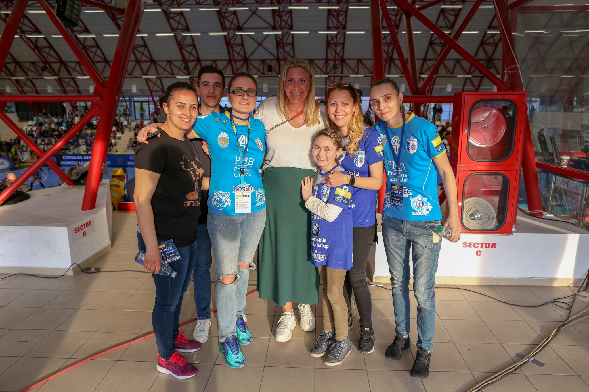 FOTO | CSM București a ratat calificarea în Final Four-ul Ligii Campionilor la handbal feminin. Două eșecuri cu Metz
