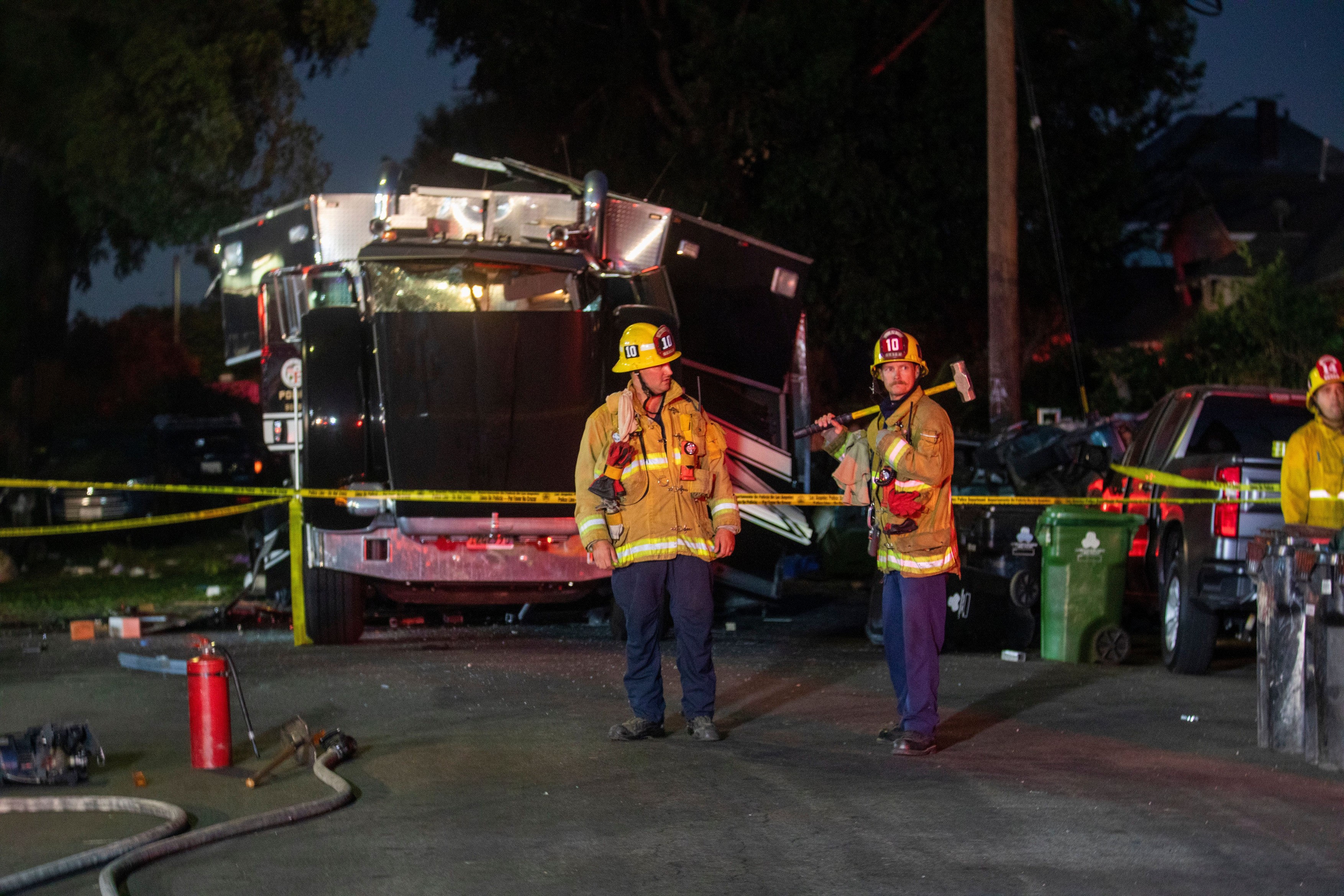 17 răniți, după ce geniștii au detonat greșit o încărcătură de artificii, în Los Angeles