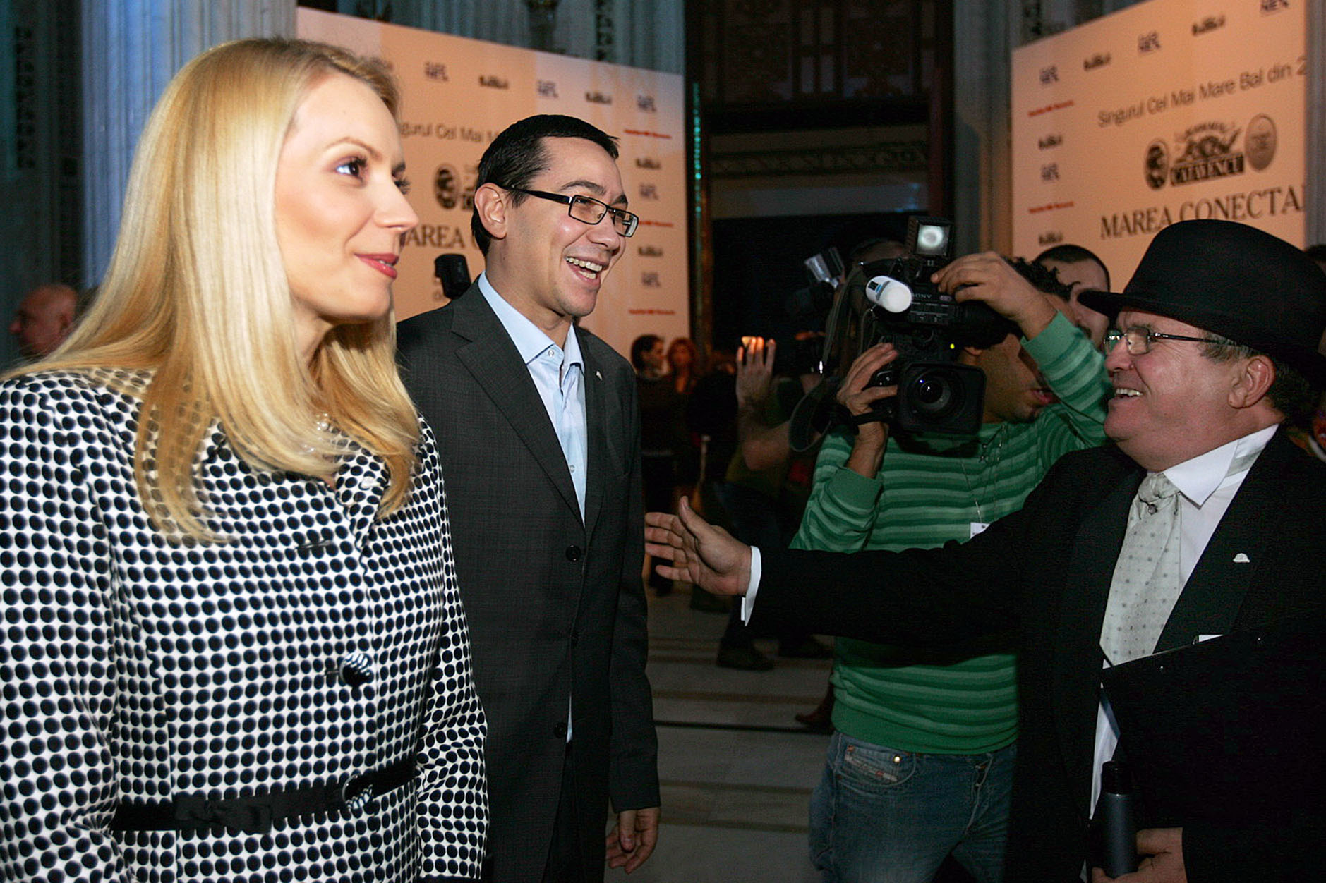 Victor Ponta a vorbit despre presupusul divorț de Daciana Sârbu: „Am avut prea mult de suferit”