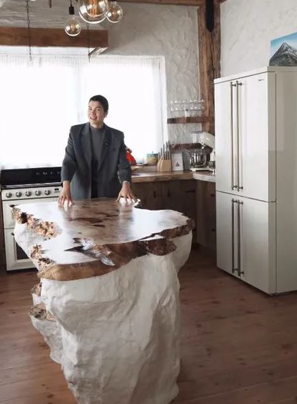 Imagini din casa în care s-a mutat Ileana Sterp după ce a divorțat de Daniel Aloman: „O am pe mama aproape”