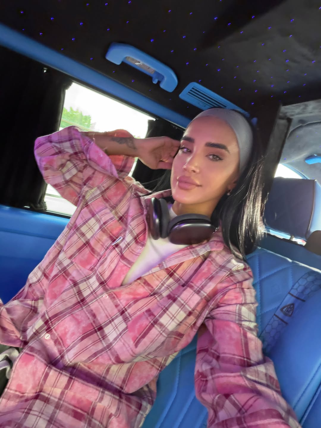 Adelina Pestrițu a rămas fără contul de Instagram. Câți bani face vedeta din social media