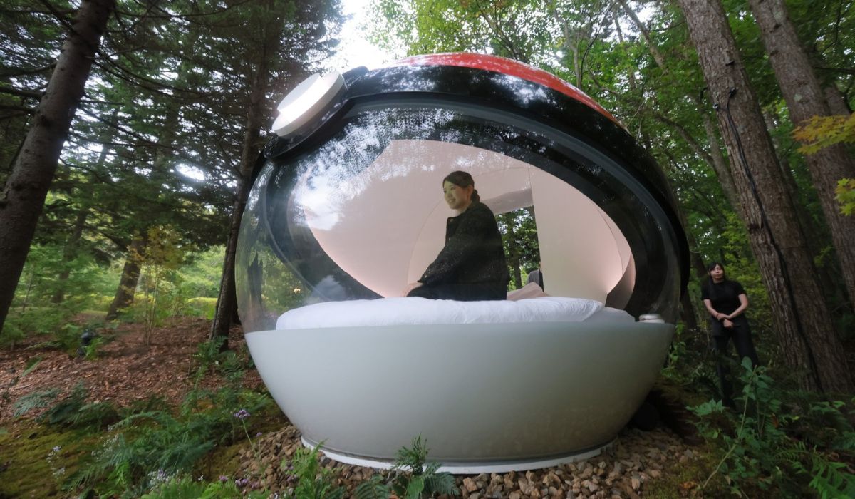 Cum arată camera de hotel în formă de Poké Ball din Japonia