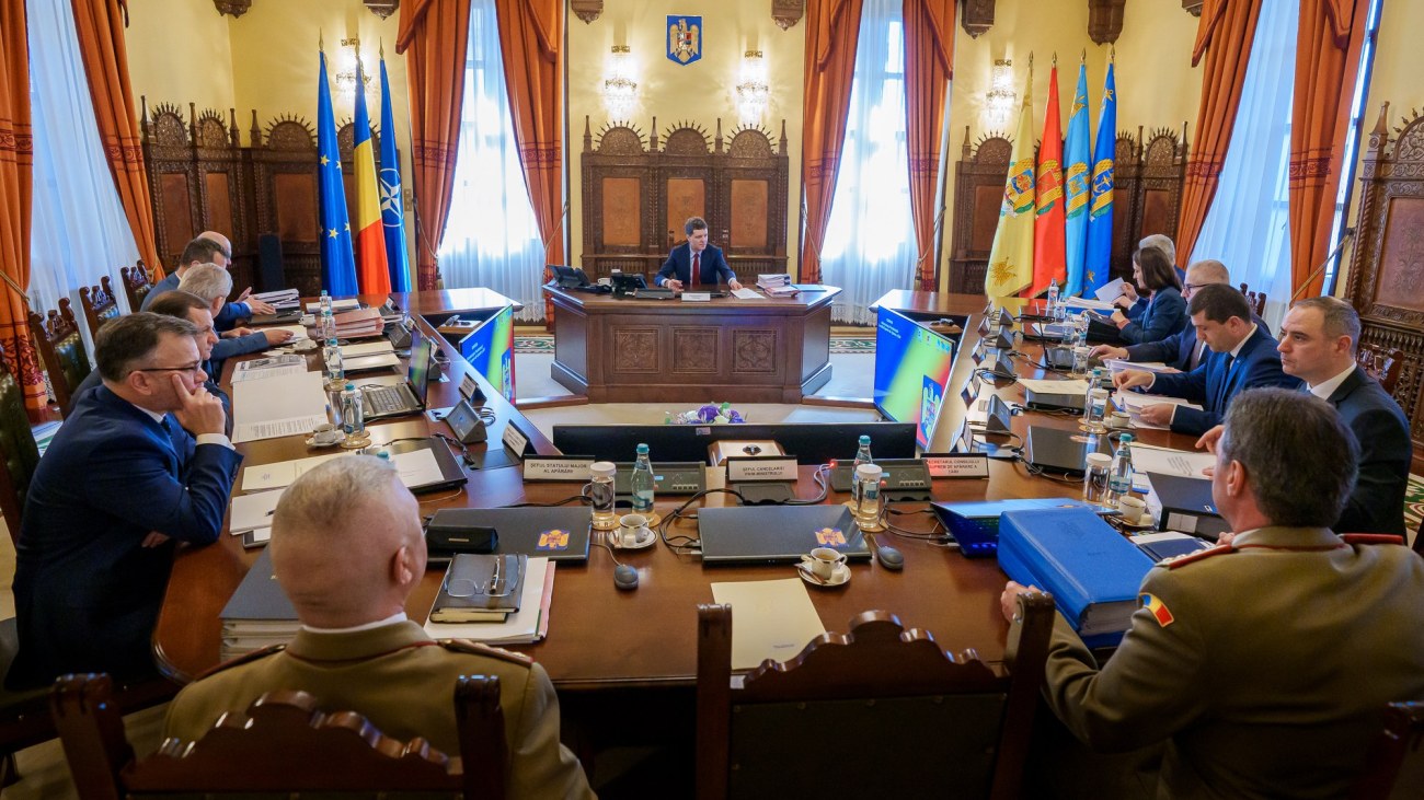 Concluzii după CSAT: creşterea numărului de militari activi și de rezerviști, o prioritate. „Trebuie să fim pregătiți pentru un război de lungă durată”