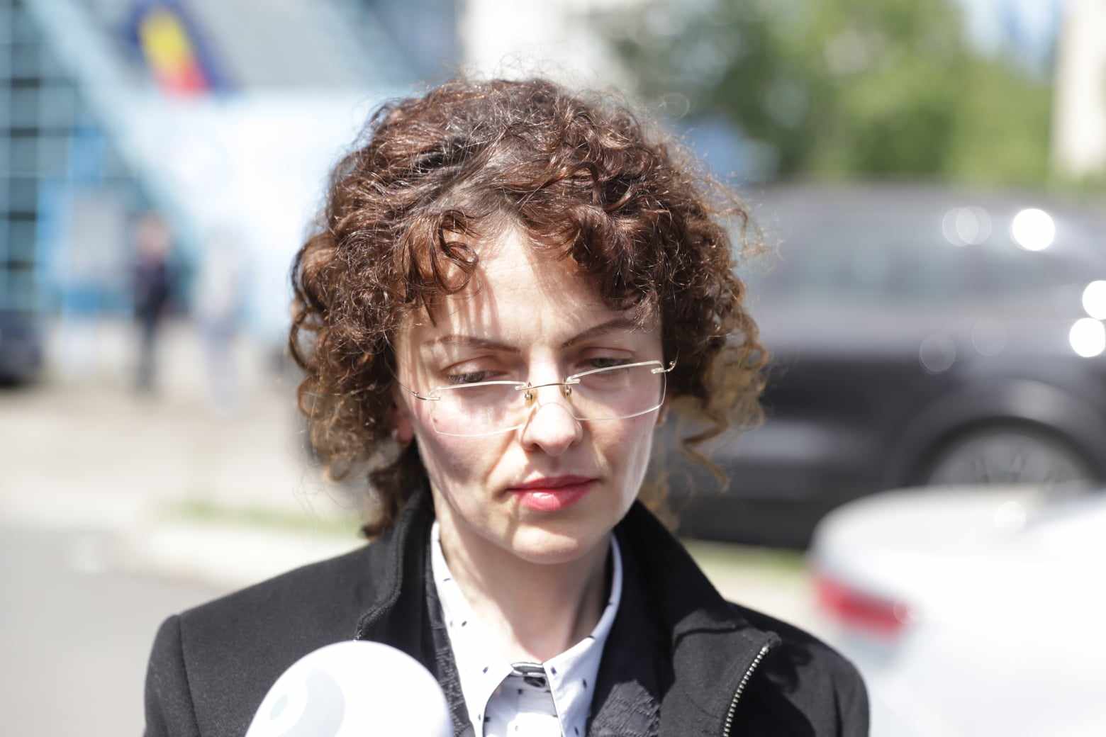Ioana Ancuţa Popoviciu, judecătoarea lui Vlad Pascu, niciun cuvânt în fața jurnaliștilor, după audierea la CSM. 11 întrebări și 70 de secunde de tăcere - VIDEO
