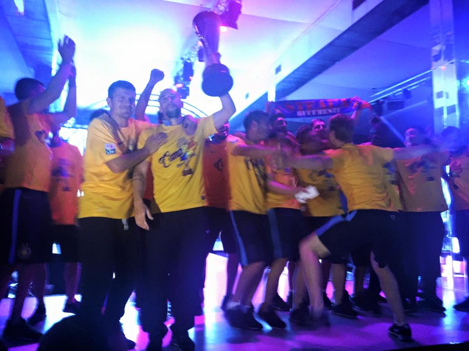 PETRECERE. Steliștii și-au făcut de cap într-un club de fițe! / GALERIE FOTO