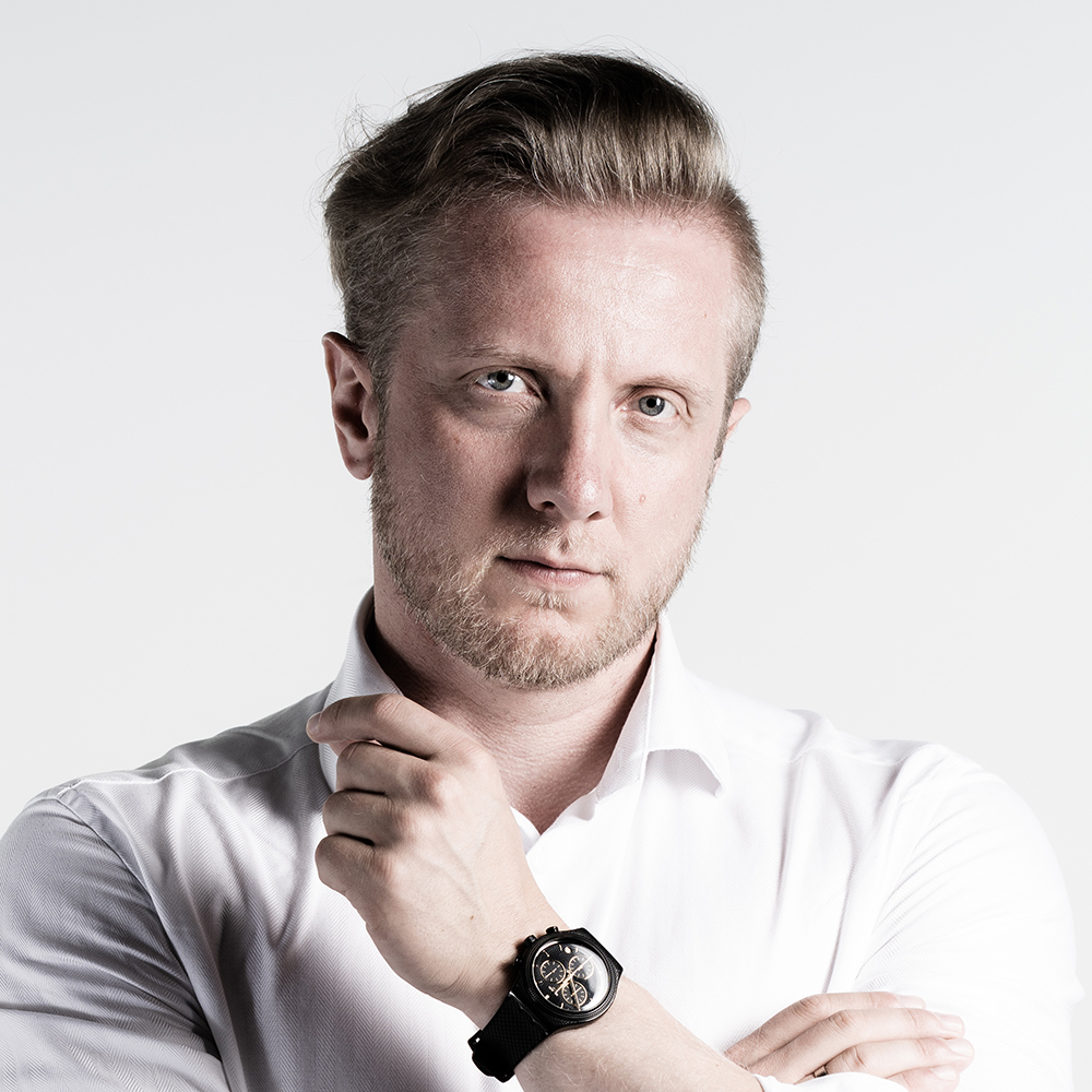 logo Sebastian Stodolak
