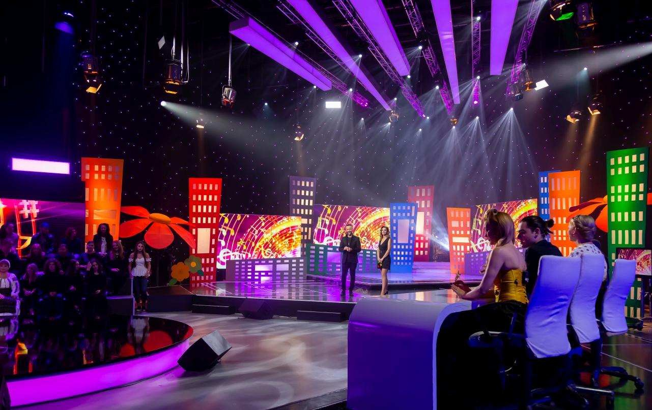 Elena Gheorghe, Radu Ștefan Bănică și Matilda Pascal Cojocărița, jurați într-o emisiune pentru copii la TVR