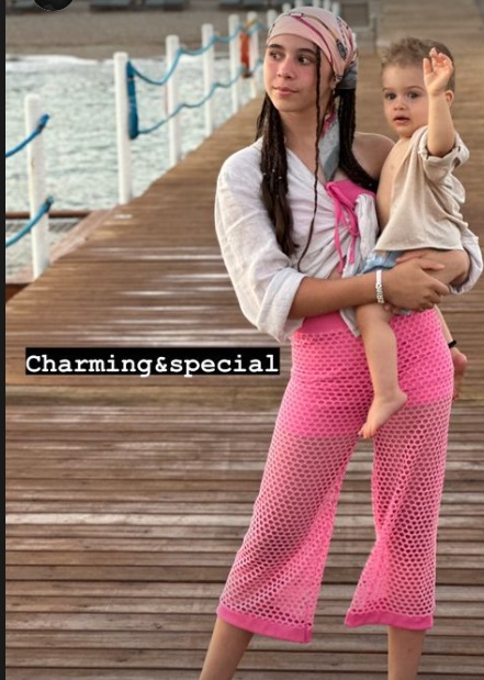 Pepe a plecat în vacanță cu familia. Cum a apărut soția Yasmine alături de fiul lor și de fetele lui din mariajul cu Raluca Pastramă