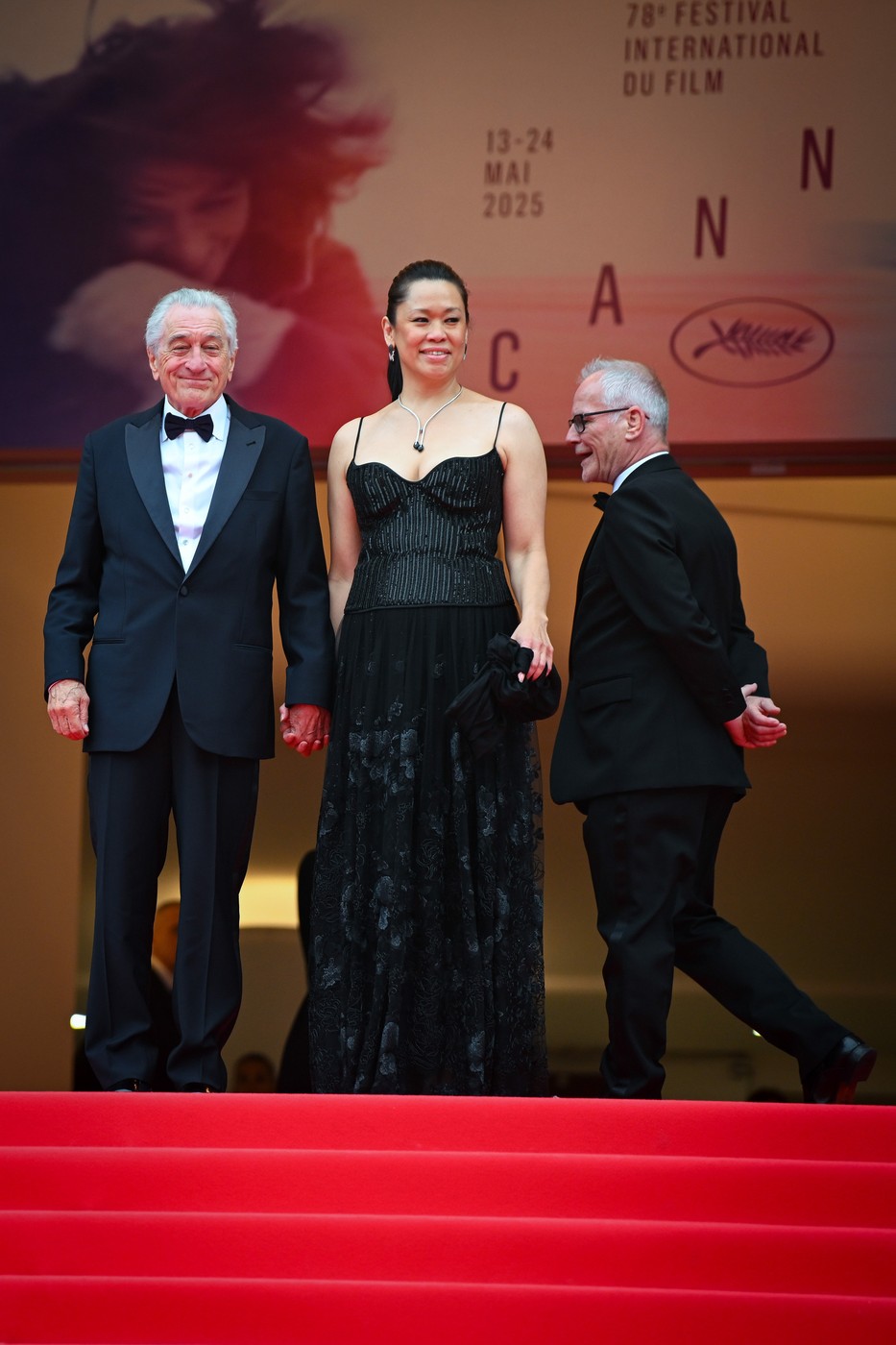 Imagini cu vedetele la ceremonia de deschidere de la Cannes 2025. Robert De Niro a fost însoțit de Tiffany Chen, iubita cu 35 de ani mai mică decât el