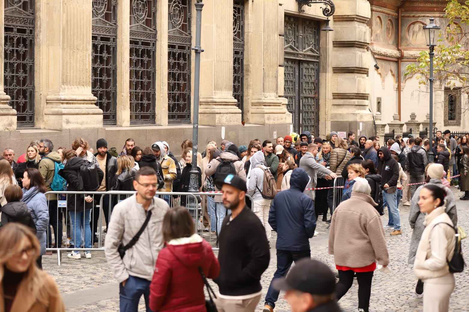 Alegeri prezidențiale în Republica Moldova, turul 2. Record de voturi în diaspora, în ciuda atacurilor cibernetice și a alertelor cu bombă la secții din Marea Britanie și Germania