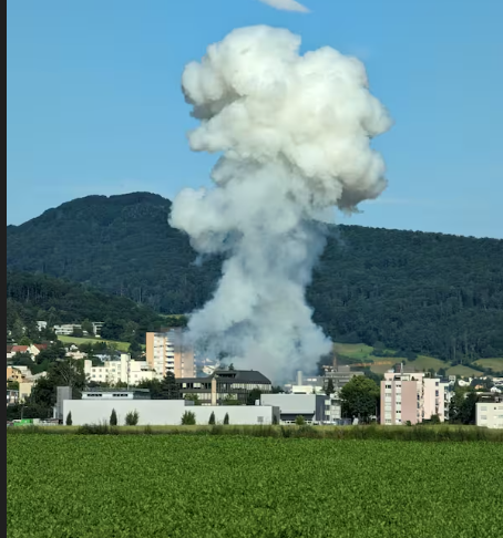 2 morți și 11 răniți, după o explozie în parcarea subterană a unui bloc, în Elveția: „S-a simțit ca un cutremur”