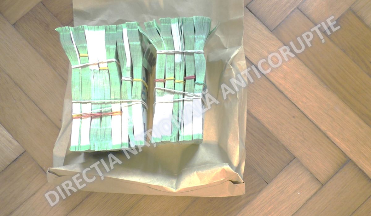 Procurorii DNA ar fi găsit 500.000 de euro cash acasă la directorul general al Uzinei Mecanice Plopeni, precum și două ceasuri Patek Philippe și Rolex
