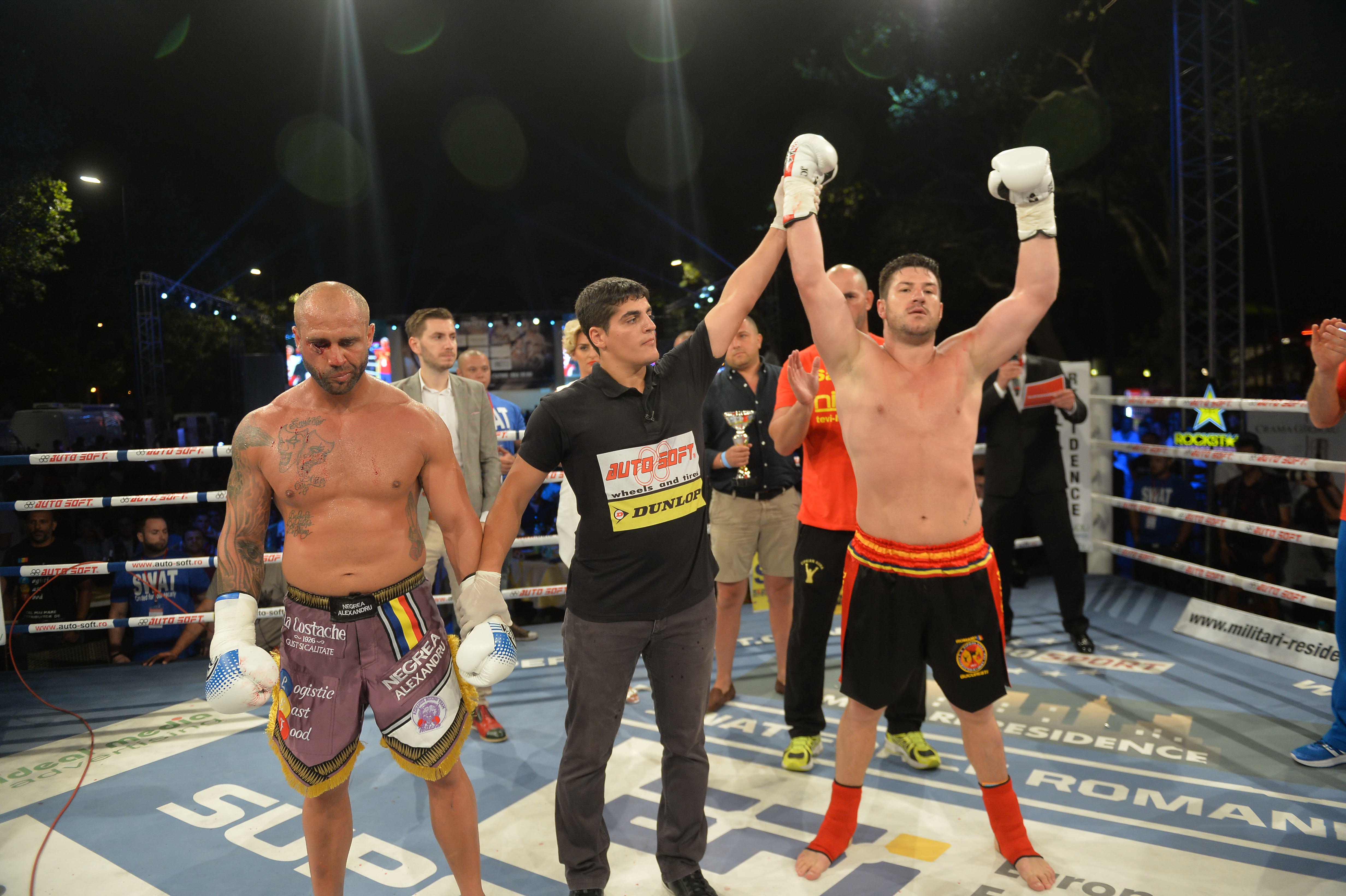 Andrei Stoica îşi păstrează centura de campion mondial / GALERIE FOTO&VIDEO