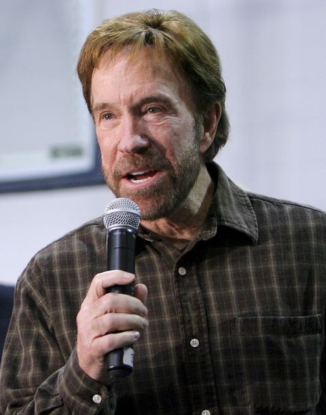 Chuck Norris a împlinit 84 de ani și se laudă cu o formă fizică de invidiat: „Mă simt ca la 48 de ani”