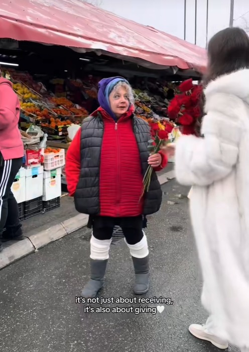 Cum a fost surprinsă Andreea Bostanica în piață. Femeile și-au făcut cruce când au văzut-o: „Nu sunt fan, dar asta mi-a plăcut”