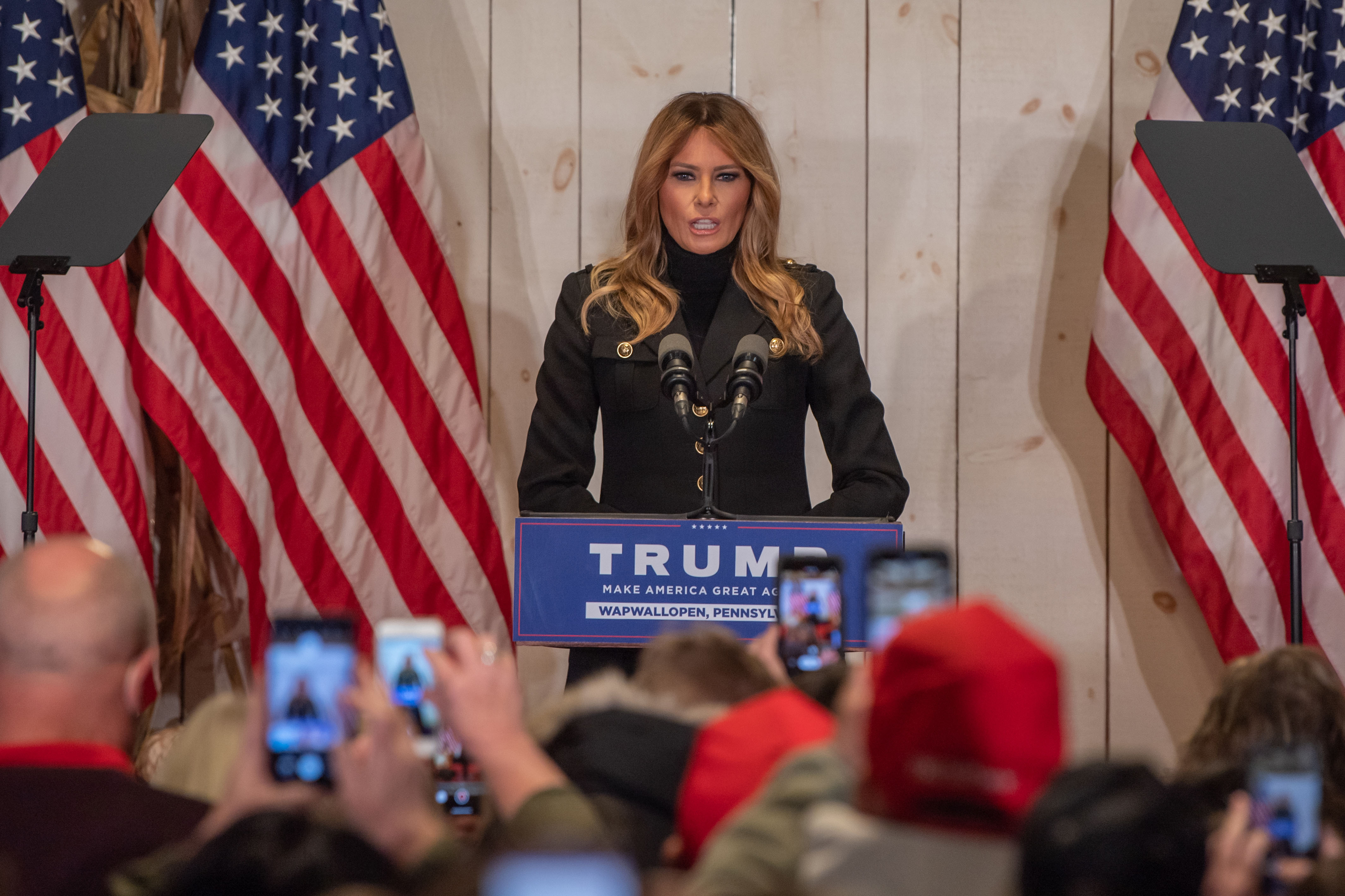 Povestea de viață a Melaniei Trump. De la copilăria din Slovenia la prima-doamnă a Statelor Unite